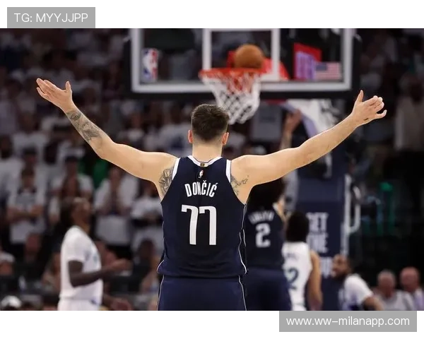 东契奇突分再助攻，独行侠连续制造机会