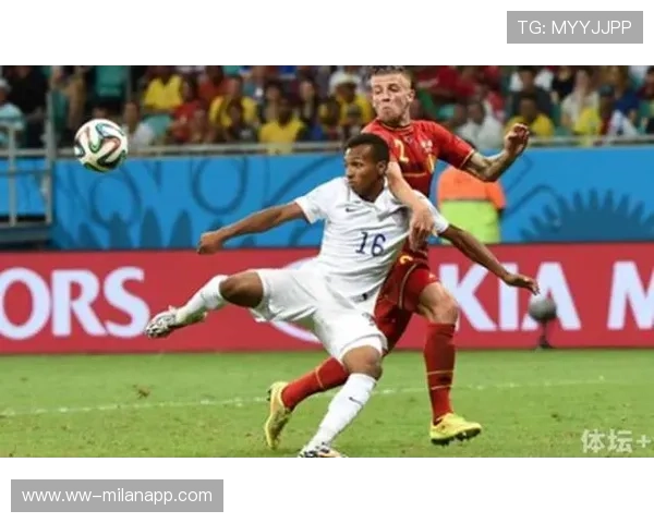 卡尔三场破门，拜仁小将创欧冠历史新纪录